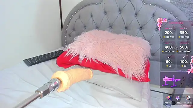 Snapshot of gaby_love1 chatting on 11.08.25 gaby love1 online show from 11.08.25