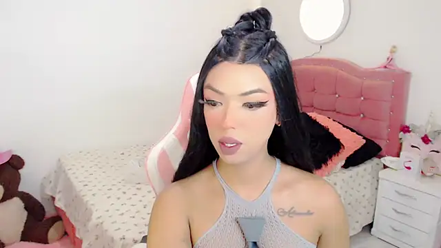 Tanedra collings online show from 09.27.25