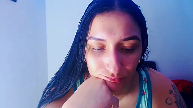 Snapshot of liz_dirty chatting on 02.10.26 liz dirty online show from 02.10.26