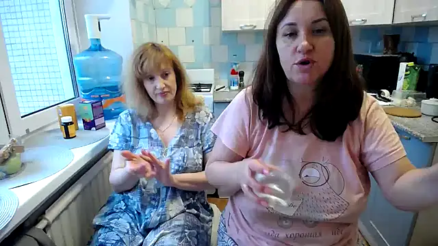 Snapshot of DonnaMagdalena chatting on 01.23.25 DonnaMagdalena online show from 01.23.25