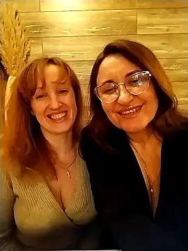 Snapshot of DonnaMagdalena chatting on 03.19.25 DonnaMagdalena online show from 03.19.25