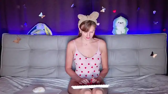 intolerable girl online show from 09.16.25