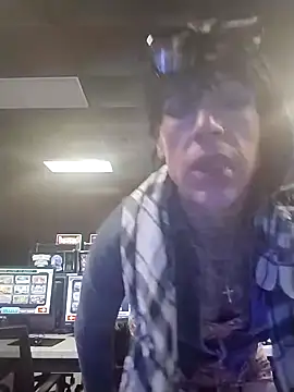 Oliveblackmen online show from 02.03.25