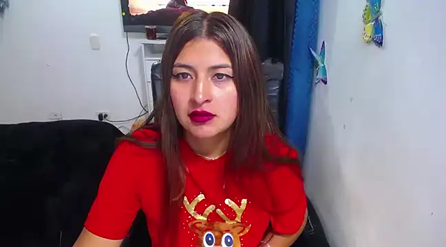Yunhot  online show from 12.16.24