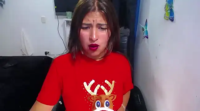 Yunhot  online show from 12.23.24