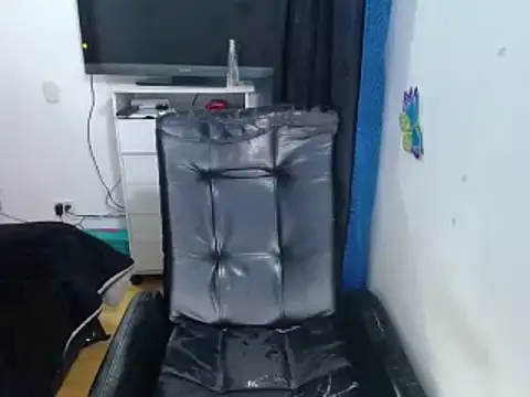 Yunhot  online show from 03.10.25