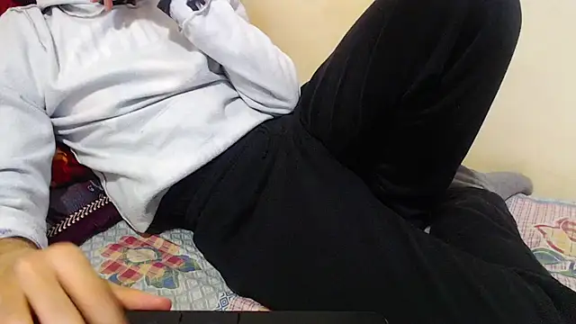 Snapshot of Alexdelarge323 chatting on 02.11.25 Alexdelarge323 online show from 02.11.25