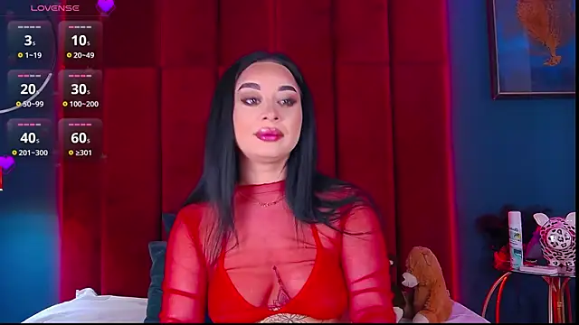 MadyLuxxx online show from 10.18.25