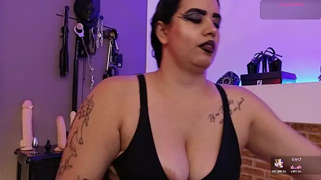 Snapshot of MariaGaitan chatting on 02.04.26 MariaGaitan online show from 02.04.26