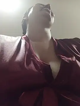 Snapshot of MariaGaitan chatting on 04.03.26 MariaGaitan online show from 04.03.26