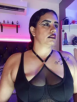 Snapshot of MariaGaitan chatting on 04.24.26 MariaGaitan online show from 04.24.26