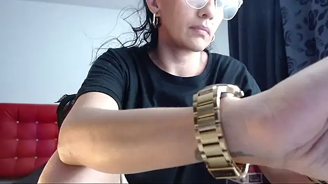 Lucynaugthyy online show from 02.01.25