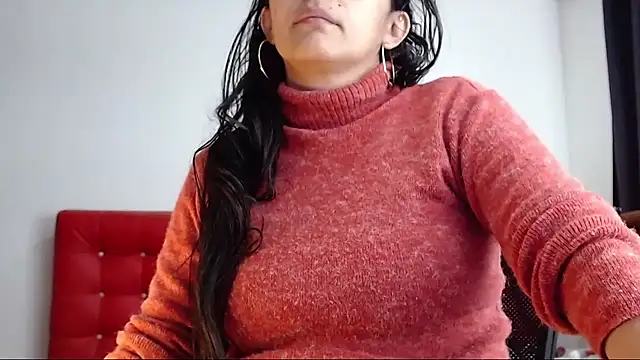 Lucynaugthyy online show from 03.21.25