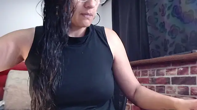 Lucynaugthyy online show from 09.11.25