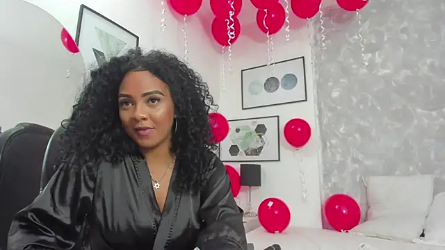 Snapshot of Tanisha__campbell chatting on 02.14.25 Tanisha campbell online show from 02.14.25