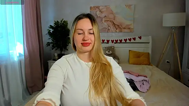 Snapshot of eva_rose7 chatting on 02.27.25 eva rose7 online show from 02.27.25