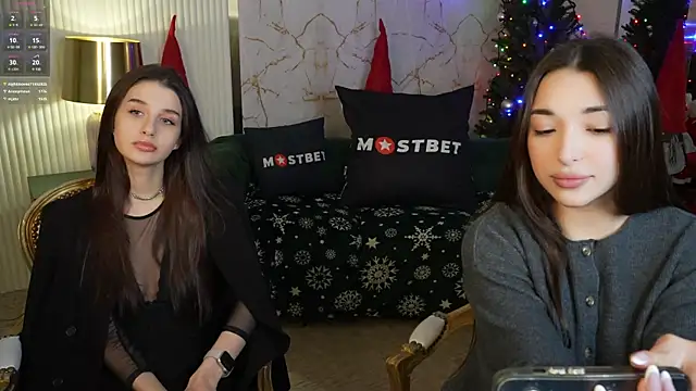 Snapshot of Jasmine_Flow chatting on 12.24.24 Jasmine Flow online show from 12.24.24