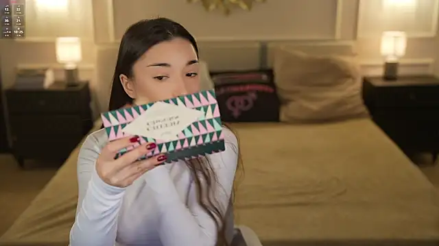 Jasmine Flow online show from 11.18.25