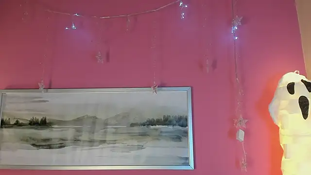 Tiffanysurez  online show from 10.01.25