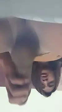 Snapshot of Amber_Rosee_ chatting on 12.20.24 Amber Rosee online show from 12.20.24