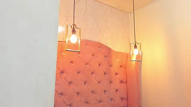 nalalye cruzz  online show from 02.22.25