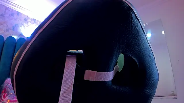 nalalye cruzz  online show from 04.16.26