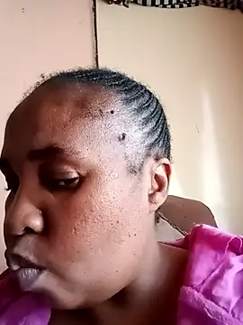 ZOQULUx online show from 10.04.25