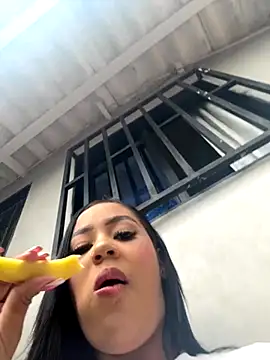 Snapshot of Luisa_Fernandaa chatting on 09.20.25 Luisa Fernandaa online show from 09.20.25