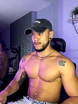 ARON TAYLER01 online show from 09.23.25