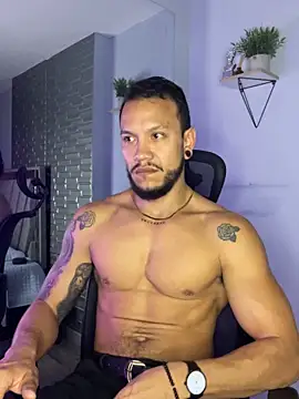 ARON TAYLER01 online show from 10.29.25