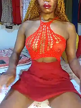 Snapshot of NicRaisaa chatting on 02.13.25 NicRaisaa online show from 02.13.25
