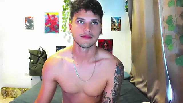 Snapshot of Nekoboy01 chatting on 09.24.25 Nekoboy01 online show from 09.24.25