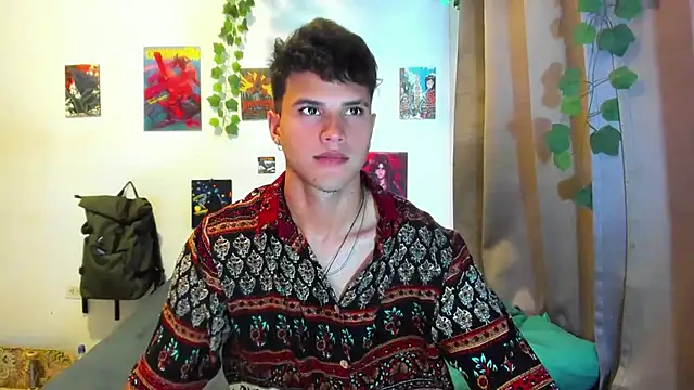 Snapshot of Nekoboy01 chatting on 09.28.25 Nekoboy01 online show from 09.28.25