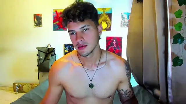 Snapshot of Nekoboy01 chatting on 10.06.25 Nekoboy01 online show from 10.06.25