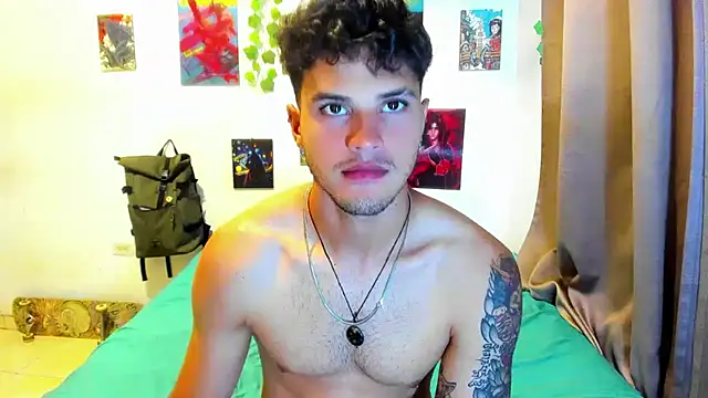 Snapshot of Nekoboy01 chatting on 10.08.25 Nekoboy01 online show from 10.08.25