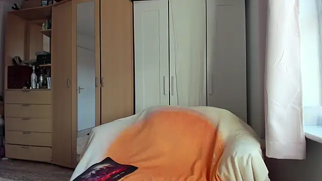 Snapshot of Rolla_Coaster chatting on 09.25.25 Rolla Coaster online show from 09.25.25