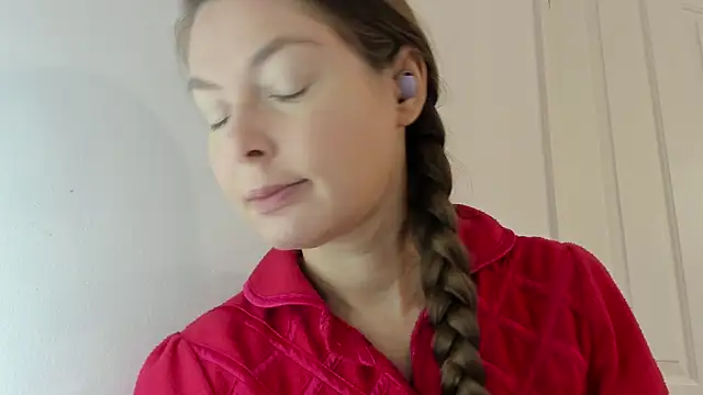 Snapshot of Rolla_Coaster chatting on 10.29.25 Rolla Coaster online show from 10.29.25