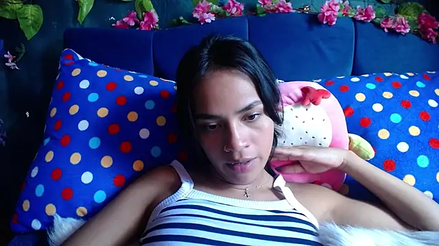 Samara Beltran online show from 12.20.24