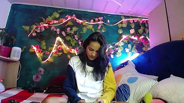 Samara Beltran online show from 01.11.25