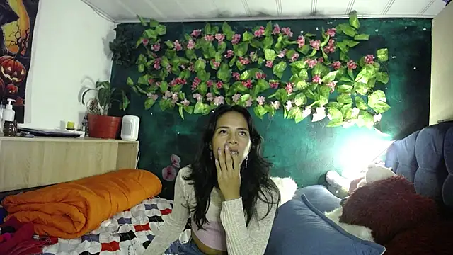 Samara Beltran online show from 01.15.25