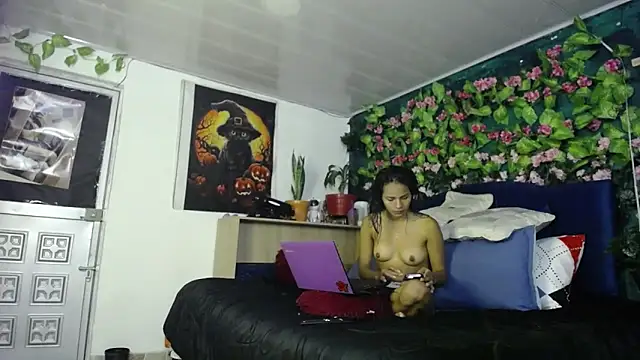 Samara Beltran online show from 01.24.25