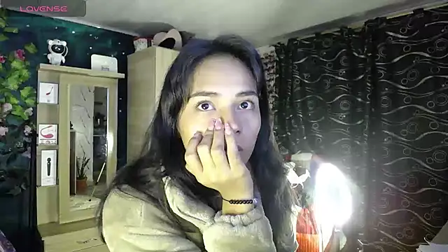 Samara Beltran online show from 02.14.25