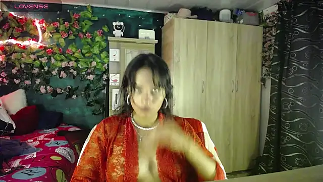 Samara Beltran online show from 02.14.25