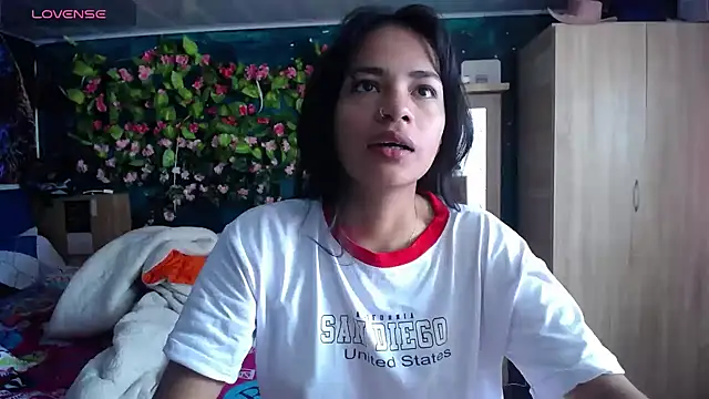 Samara Beltran online show from 02.16.25