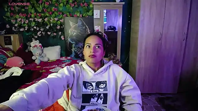 Samara Beltran online show from 02.17.25