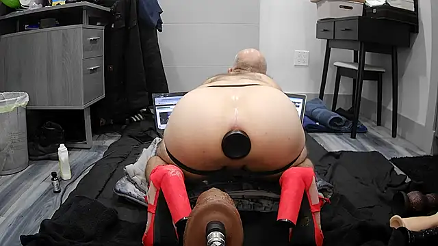 Smalldickcaged online show from 11.16.25