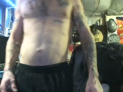 CloudDadddyyy420 online show from 12.15.24