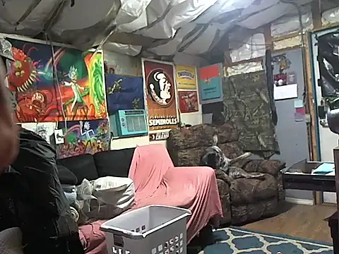 CloudDadddyyy420 online show from 12.23.24