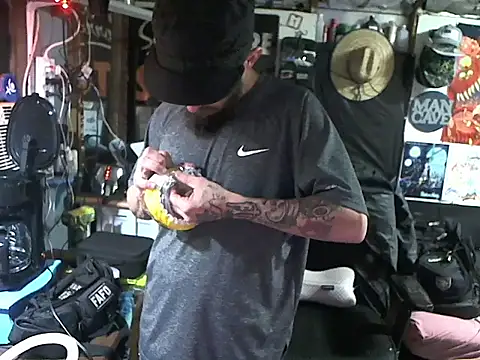 CloudDadddyyy420 online show from 12.25.24
