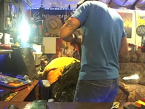 CloudDadddyyy420 online show from 10.15.25